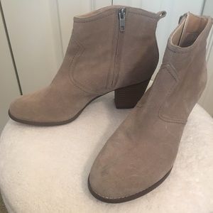 LANDS’ END Suede Booties